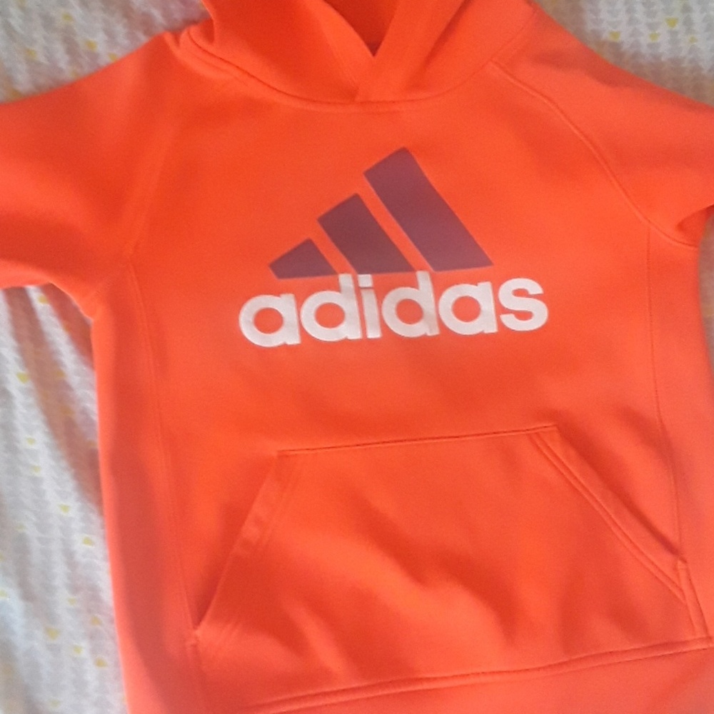 Sweat shirt